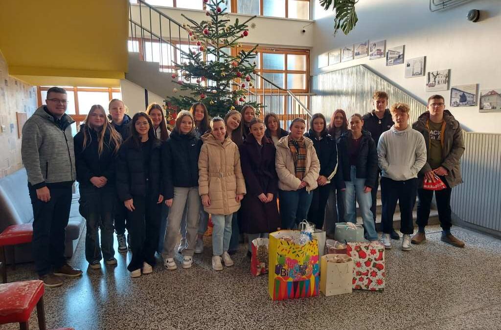 Dvije lijepe adventske akcije 1. a razreda